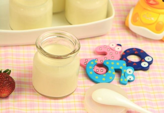 món váng sữa cho trẻ thơm béo không hề khó ăn
