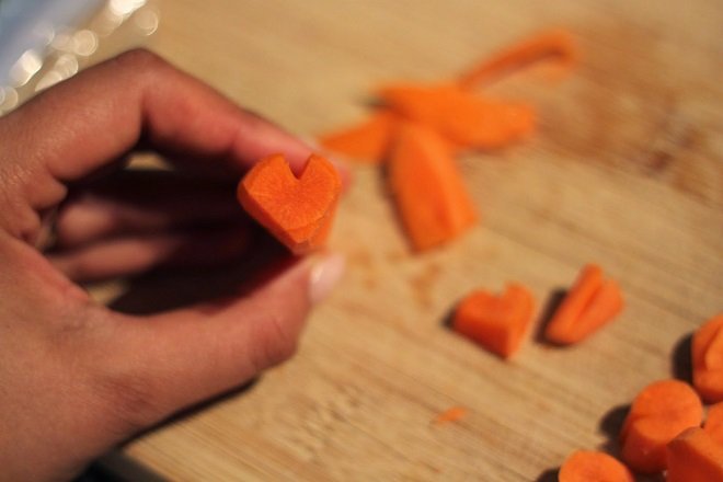 Phần cà rốt tạo hình trái tim đáng yêu