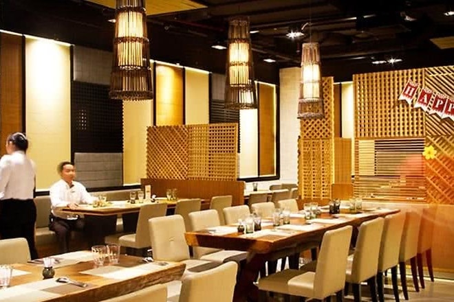 nhà hàng buffet hoàng yến vincom quận 1